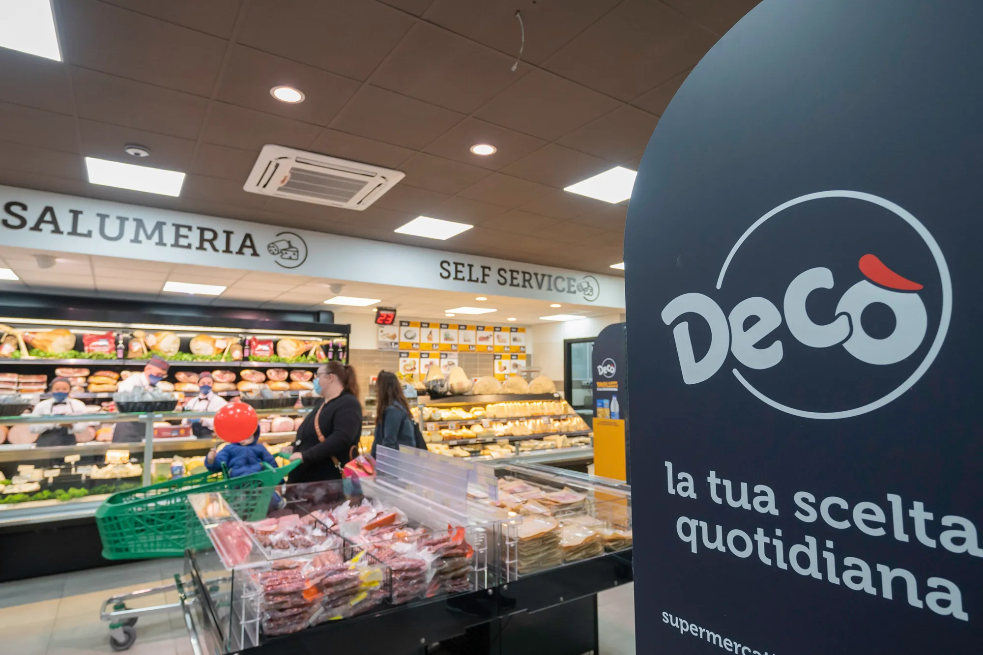 Opportunità di lavoro nel supermercato DECO: unisciti a noi!